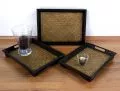 Asiatisches Tablettset aus Holz und Rattan