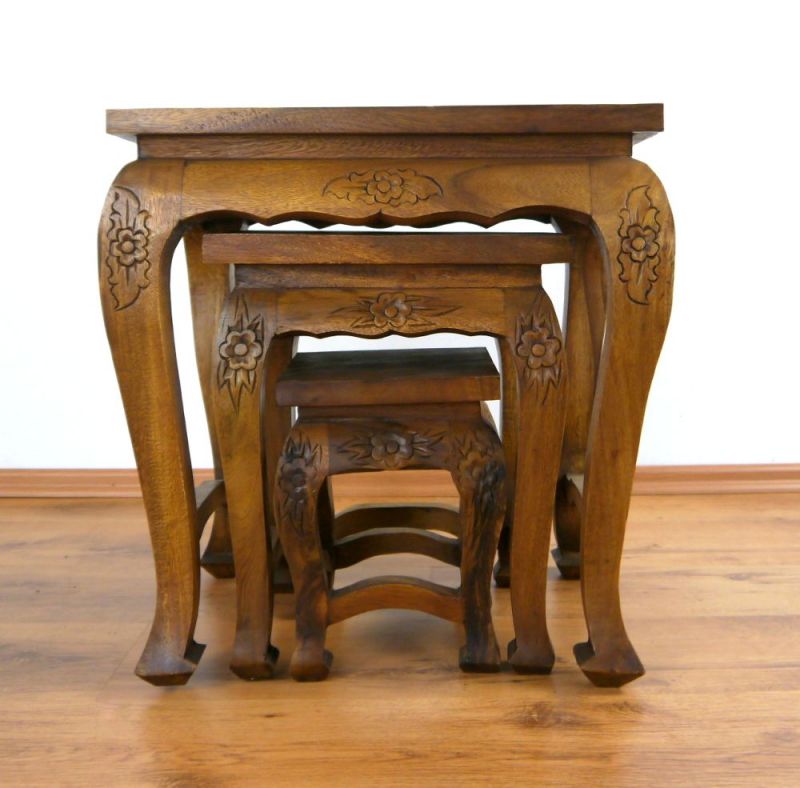 asiatische tische asiatische tische