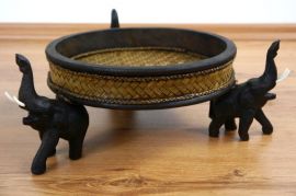 Elefantenschale  aus Holz und Rattan