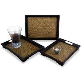 Asiatisches Tablettset aus Holz und Rattan