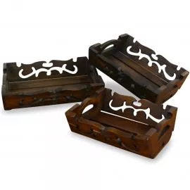 Kleines, asiatisches Tablettset aus Massivholz