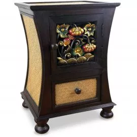 Rattanschrnkchen geschwungen  Blumenschnitzerei  Nr.45